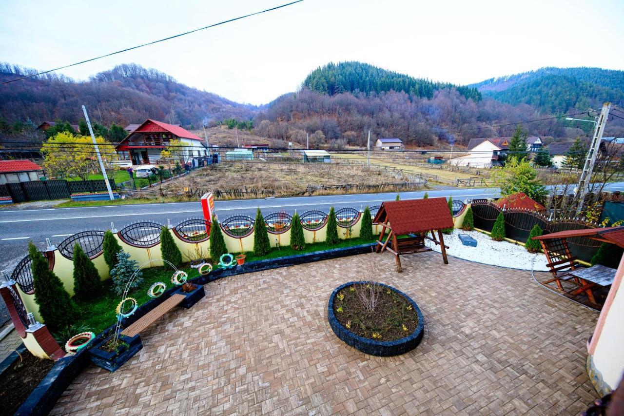 Pensiunea Grande Lepşa Exterior foto